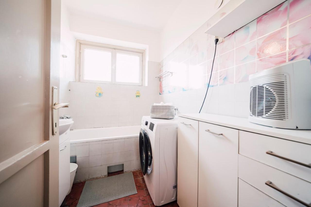 Apartment Atila - Near Center