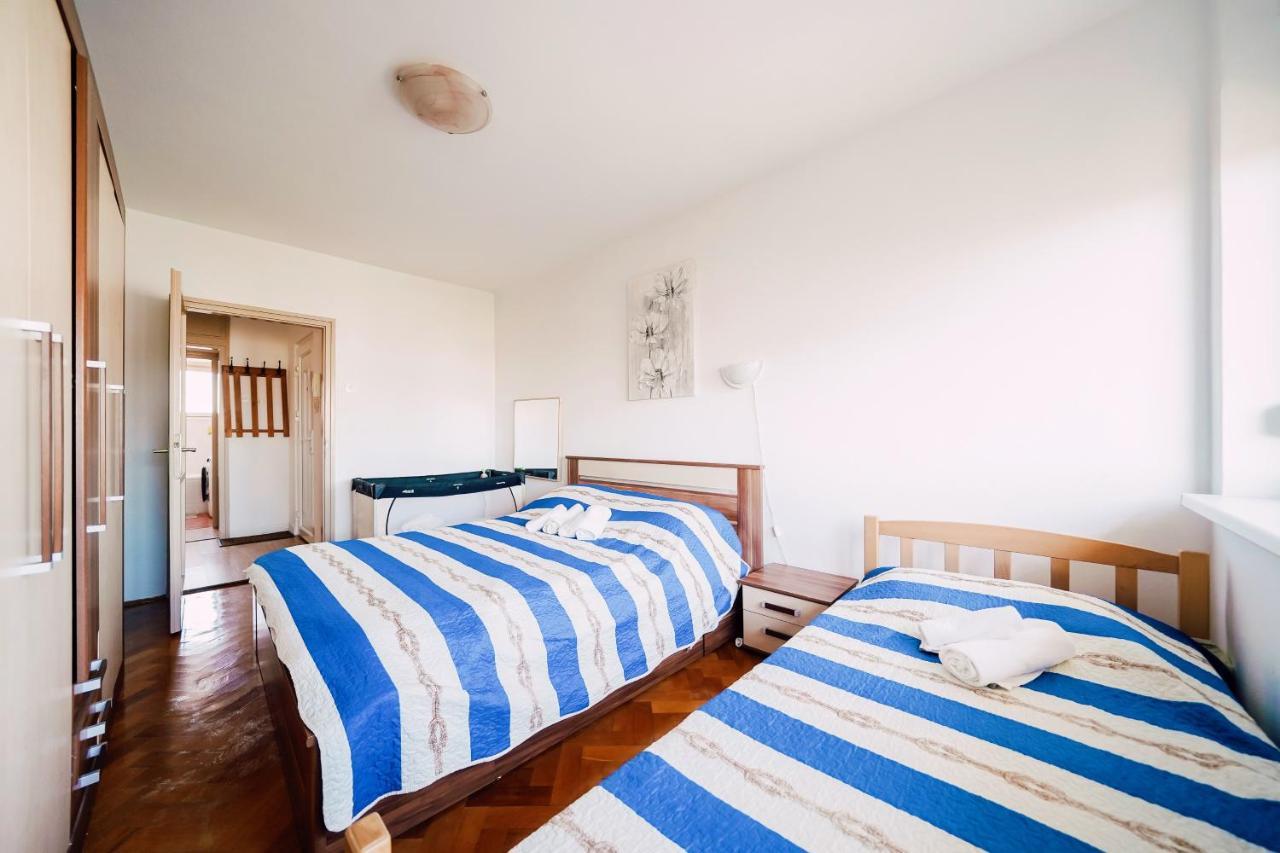 Apartment Atila - Near Center